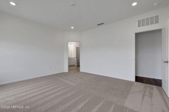5700 LAGOON CRUISE Way, Jacksonville, FL 32234