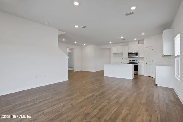 5700 LAGOON CRUISE Way, Jacksonville, FL 32234