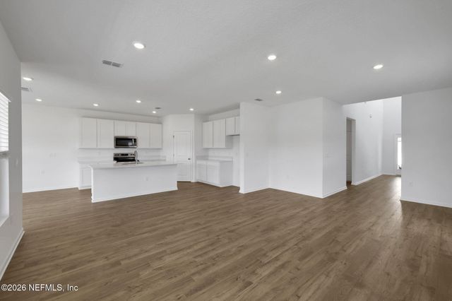 5700 LAGOON CRUISE Way, Jacksonville, FL 32234