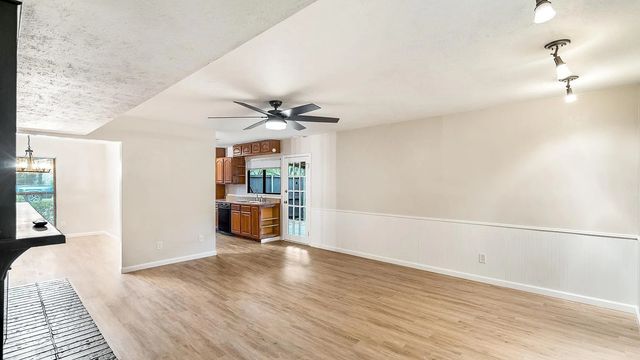 3409 Vista Oaks Drive, Garland, TX 75043