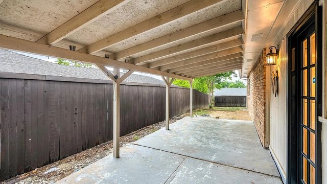 3409 Vista Oaks Drive, Garland, TX 75043