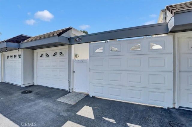 22306 Caminito Danubo, Laguna Hills, CA 92653