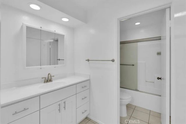 22306 Caminito Danubo, Laguna Hills, CA 92653