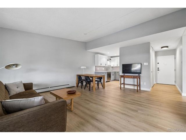 775 S Alton Way 5D, Denver, CO 80247