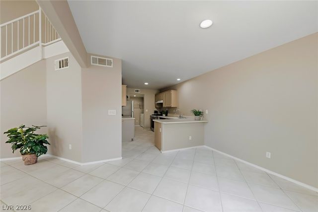 426 Roman Tree Court, Las Vegas, NV 89183