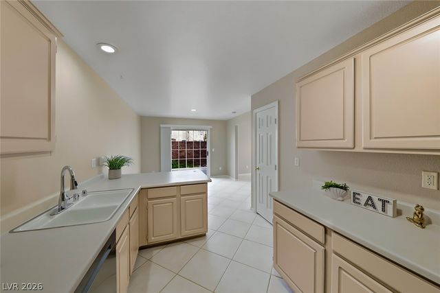 426 Roman Tree Court, Las Vegas, NV 89183