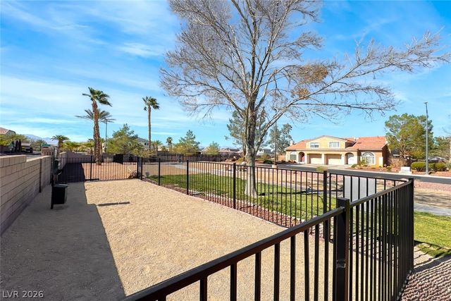 426 Roman Tree Court, Las Vegas, NV 89183