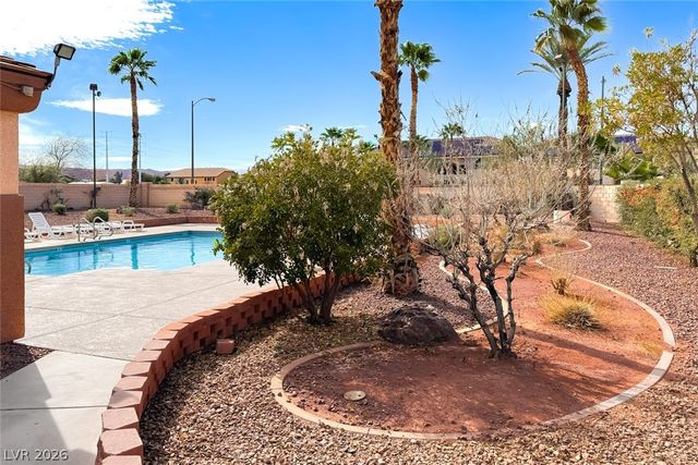 426 Roman Tree Court, Las Vegas, NV 89183