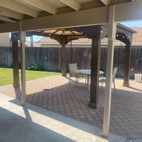 1095 Skyway Ct, Turlock, CA 95380