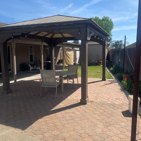 1095 Skyway Ct, Turlock, CA 95380