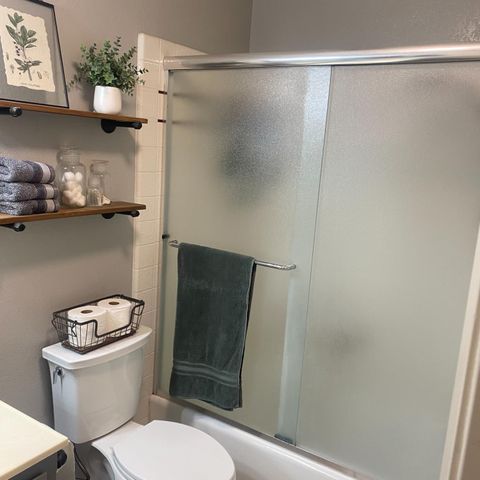 1095 Skyway Ct, Turlock, CA 95380