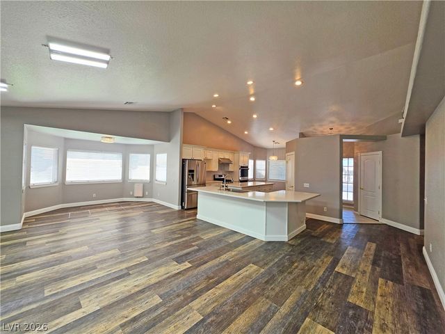 3630 East Vineyard Drive, Pahrump, NV 89048