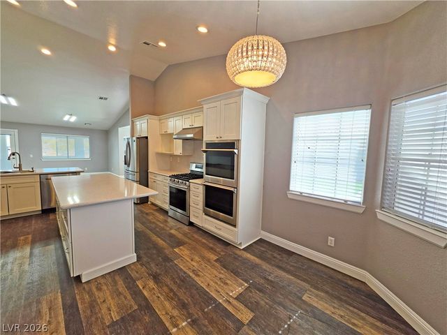 3630 East Vineyard Drive, Pahrump, NV 89048