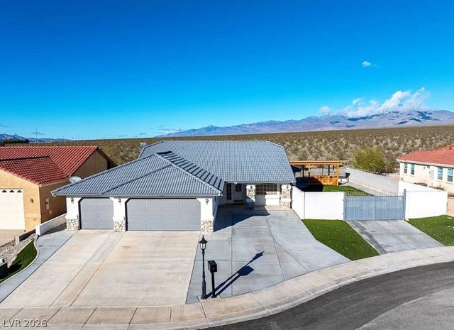 3630 East Vineyard Drive, Pahrump, NV 89048