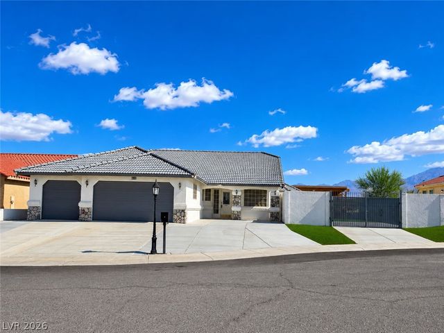 3630 East Vineyard Drive, Pahrump, NV 89048