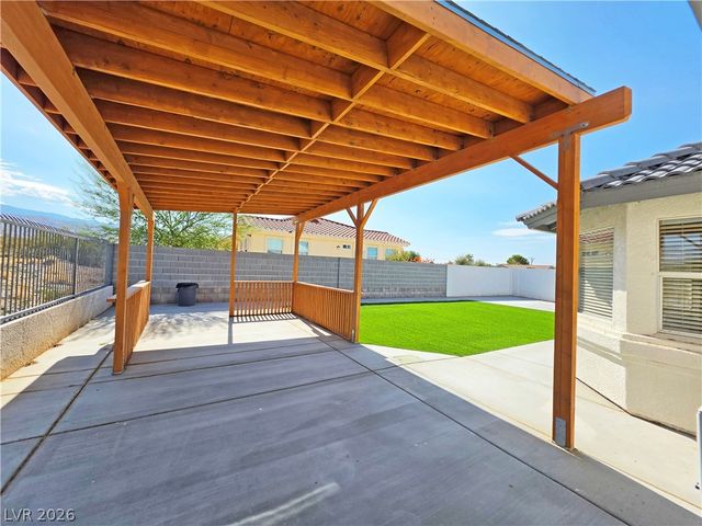 3630 East Vineyard Drive, Pahrump, NV 89048
