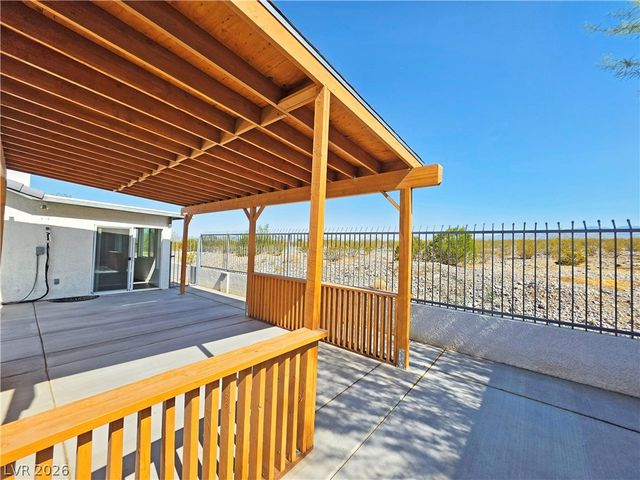 3630 East Vineyard Drive, Pahrump, NV 89048