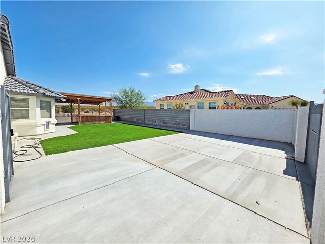 3630 East Vineyard Drive, Pahrump, NV 89048