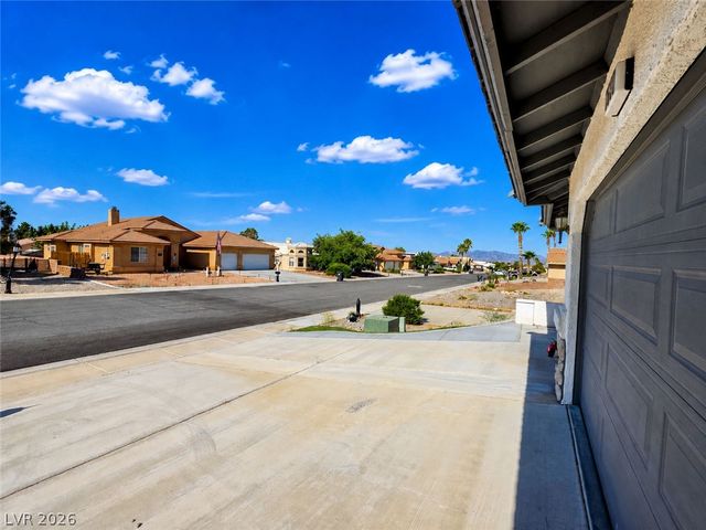 3630 East Vineyard Drive, Pahrump, NV 89048