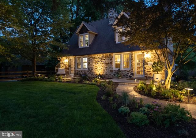 35 ORCHARD LN, Berwyn, PA 19312