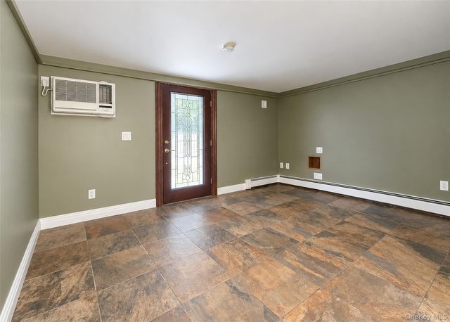 685 Carlls Path, Deer Park, NY 11729