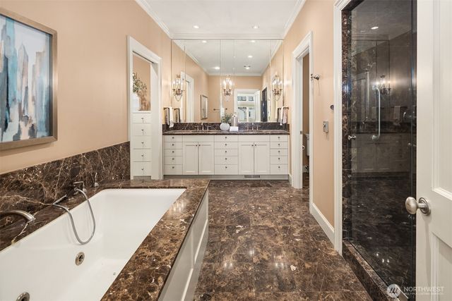 463 39th Avenue E, Seattle, WA 98112