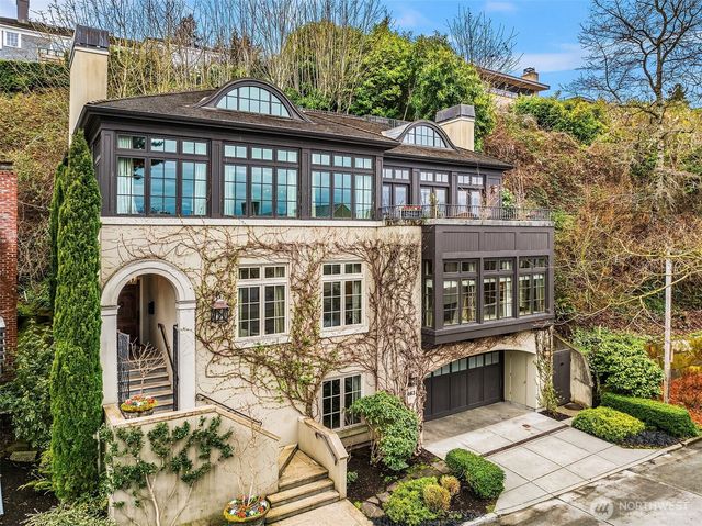 463 39th Avenue E, Seattle, WA 98112