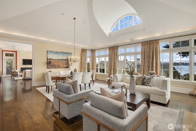 463 39th Avenue E, Seattle, WA 98112