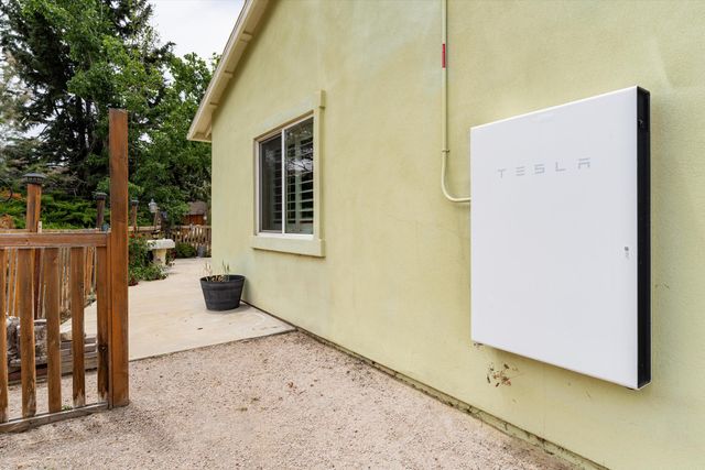 19908 Pine Ridge Drive, Tehachapi, CA 93561