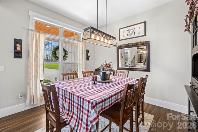 122 Wintercress Drive, Mills River, NC 28759