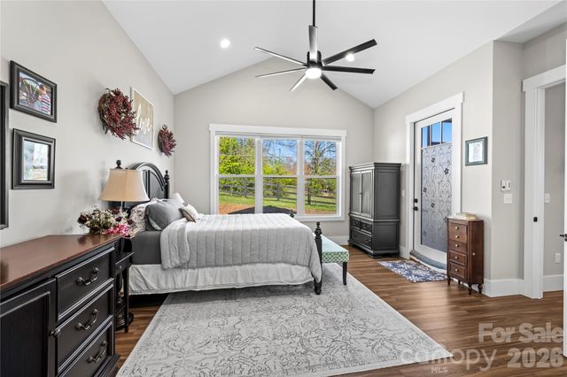 122 Wintercress Drive, Mills River, NC 28759