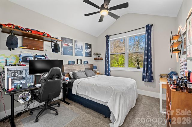 122 Wintercress Drive, Mills River, NC 28759