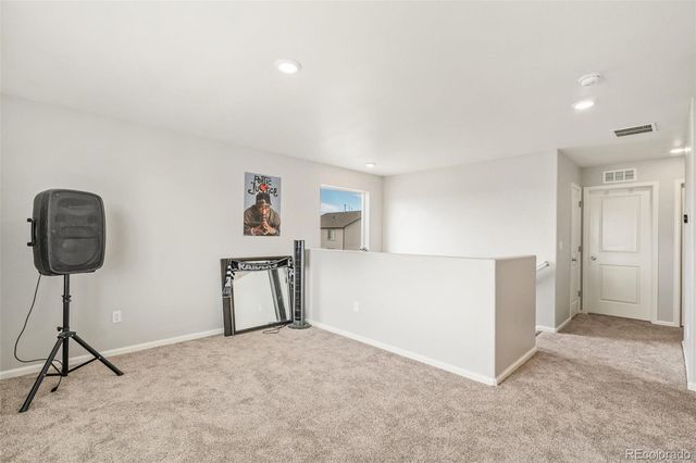 231 Mesa Avenue, Lochbuie, CO 80603