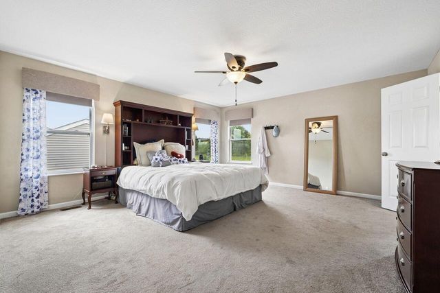 134 Broadmoore Boulevard, Pataskala, OH 43062