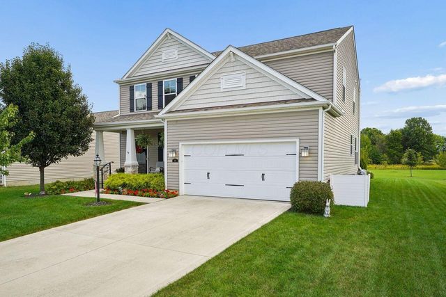 134 Broadmoore Boulevard, Pataskala, OH 43062