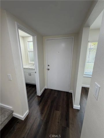 8876 Barcelona, Westminster, CA 92683