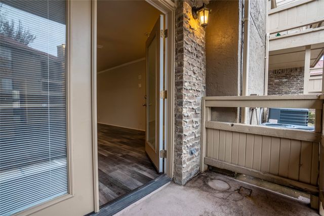 5200 Martel Avenue 3B, Dallas, TX 75206