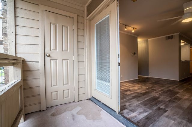 5200 Martel Avenue 3B, Dallas, TX 75206