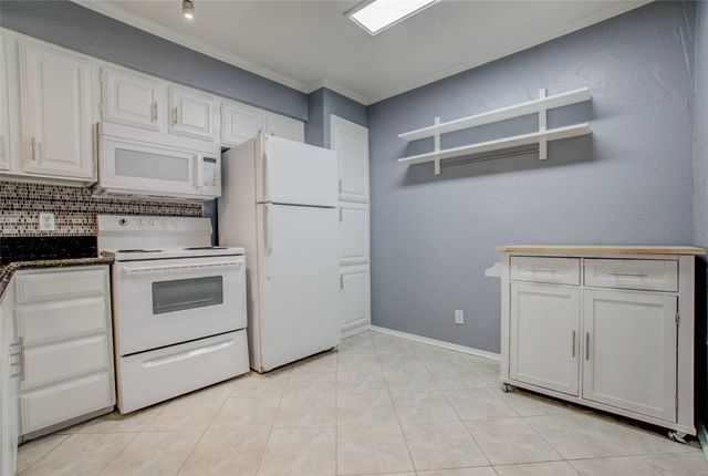 5200 Martel Avenue 3B, Dallas, TX 75206