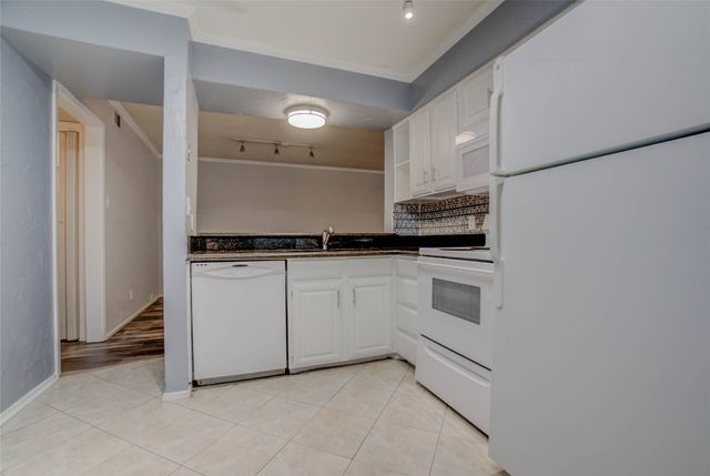 5200 Martel Avenue 3B, Dallas, TX 75206