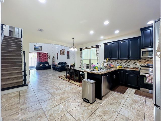 480 ROCKY GROVE LANE, Sanford, FL 32771