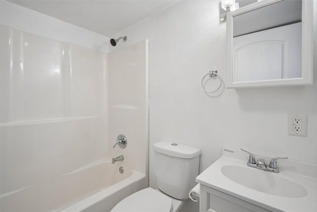 3927 11th Street, Des Moines, IA 50313