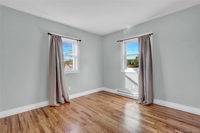 39 Roosevelt Boulevard, East Patchogue, NY 11772