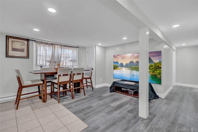 39 Roosevelt Boulevard, East Patchogue, NY 11772