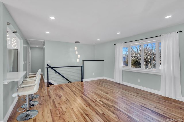 39 Roosevelt Boulevard, East Patchogue, NY 11772