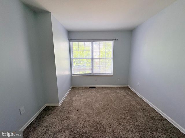 307 THYME LN, Philadelphia, PA 19128
