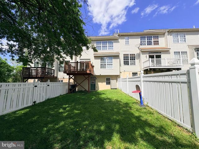 307 THYME LN, Philadelphia, PA 19128