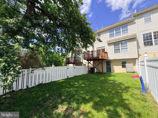 307 THYME LN, Philadelphia, PA 19128