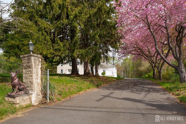 304 Schoolhouse Road, Monroe, NJ 08831