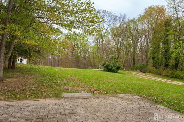 304 Schoolhouse Road, Monroe, NJ 08831
